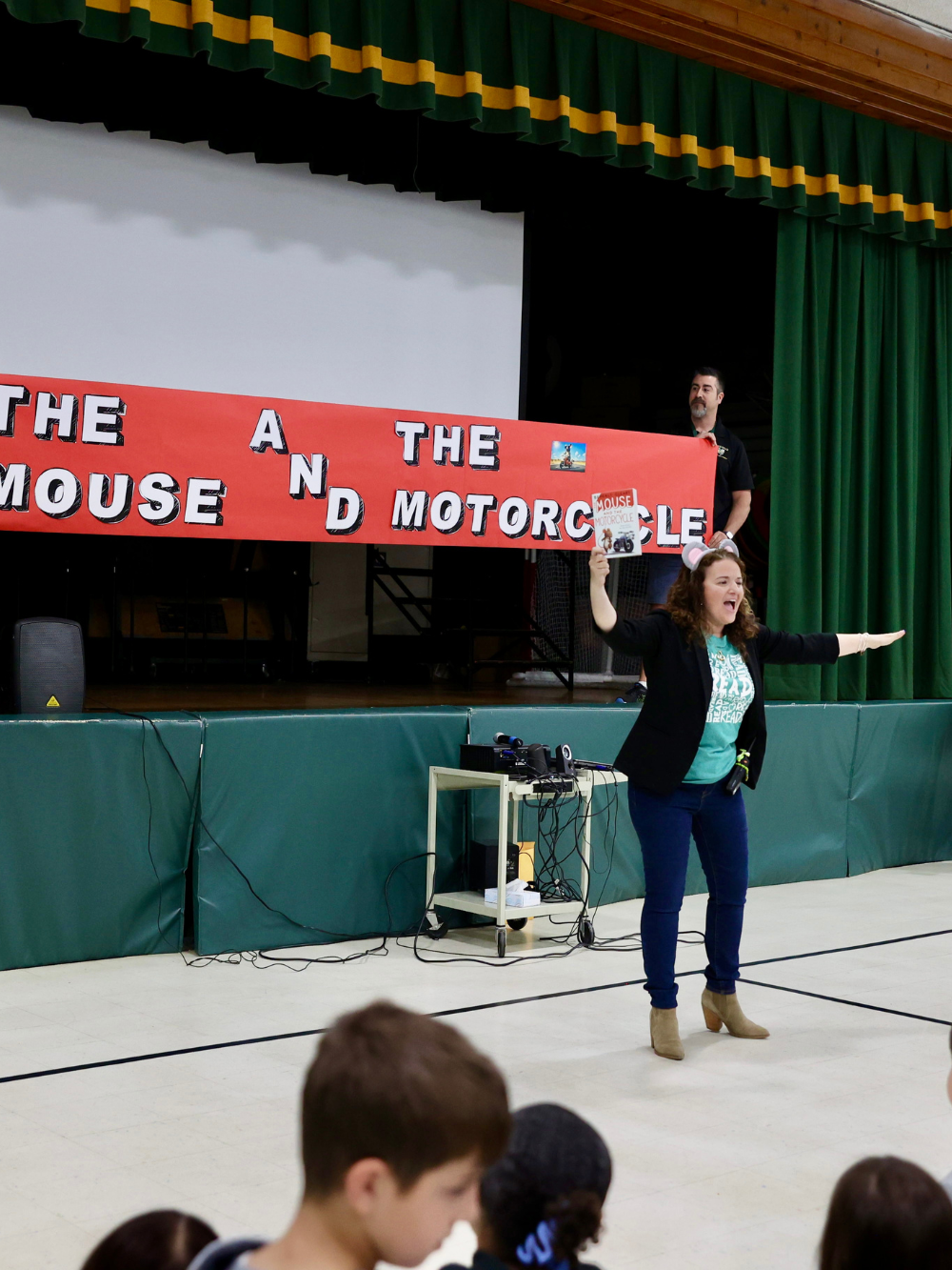 the mouse and the motorcycle (5)